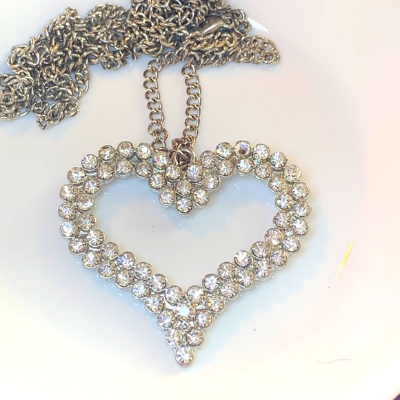 🐱Beautiful vintage REFURBISHED heart shape necklace - Picture 1 of 4
